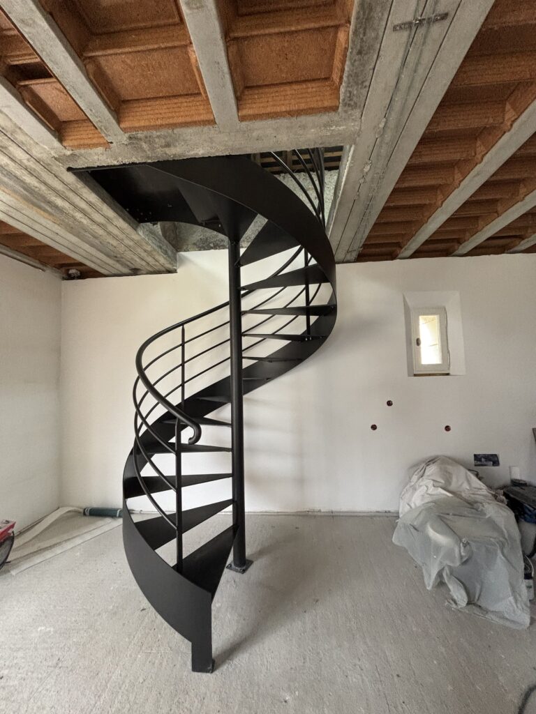 Ap Metallerie Escalier En En Maine Et Loire 49 IMG 1006
